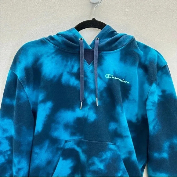 Champion Women's Blue Tie Dye French Terry Hoodie with Chest Logo Size S NWT - Picture 3 of 10
